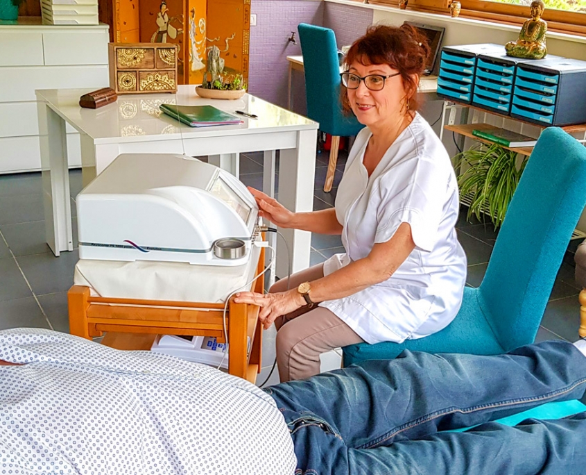 Sylvie Loubeau naturopathe à Niort en consultation Sylvie Loubeau naturopathe à Niort en consultation